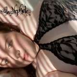 lila_nephele
