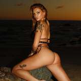 riahcella