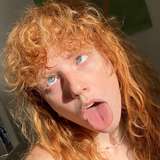 tilda_red