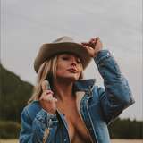 kaitlynwithak