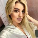 mila_candy_sweet