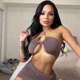 sexyselenastonetv