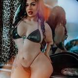 yourgirladriana10