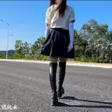 叶子踩泥玩水